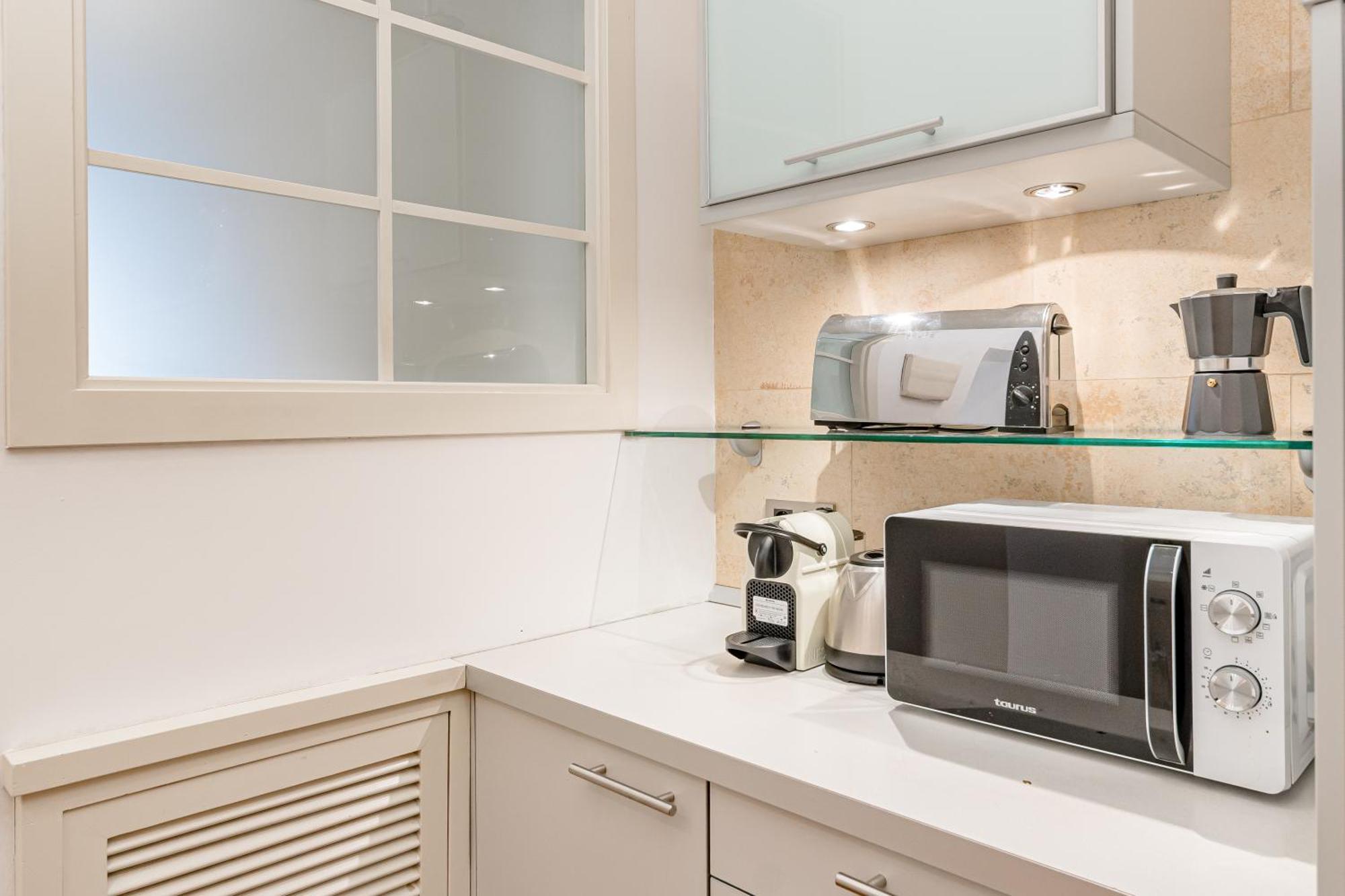 Heima Wonderful Loft In The Historic City Center Madrid Buitenkant foto