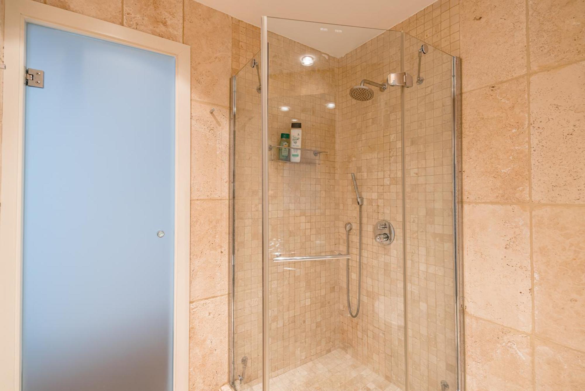 Heima Wonderful Loft In The Historic City Center Madrid Buitenkant foto